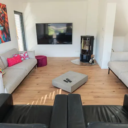 Waldoase Fuer 11 Personen Und Max 2 Hunde Im Nationalpark Eifel In Lage