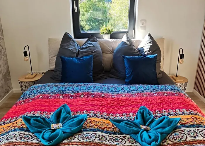 Waldoase Fuer 11 Personen Und Max 2 Hunde Im Nationalpark Eifel In Lage