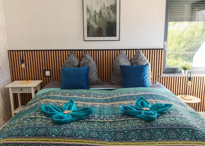 Waldoase Fuer 11 Personen Und Max 2 Hunde Im Nationalpark Eifel In Lage Schleiden