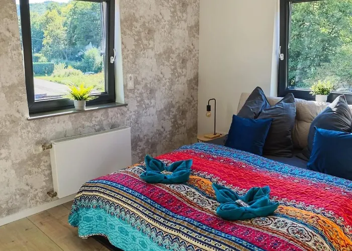 Waldoase Fuer 11 Personen Und Max 2 Hunde Im Nationalpark Eifel In Lage * Schleiden